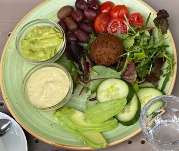 Frühstück im Café Merkur in Wien